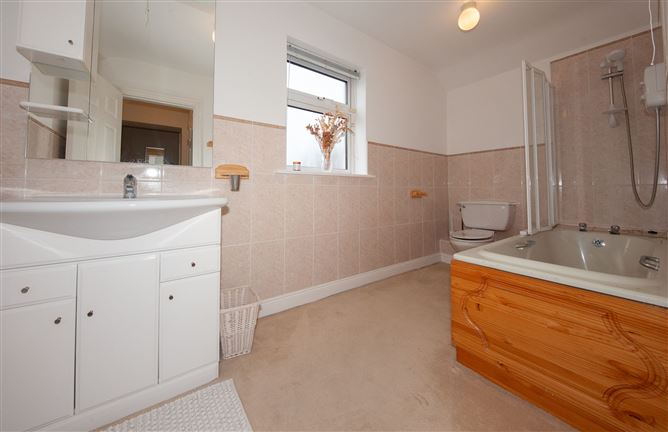 2A Brackenbush Road, Killiney, Dublin