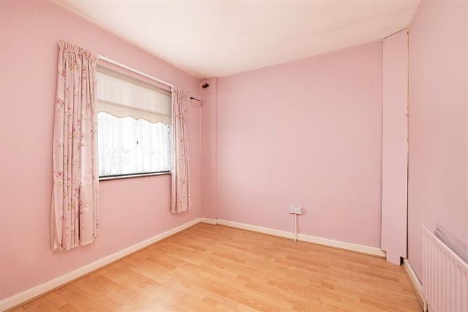64 Sarsfield Park, Lucan, Co. Dublin, Dublin
