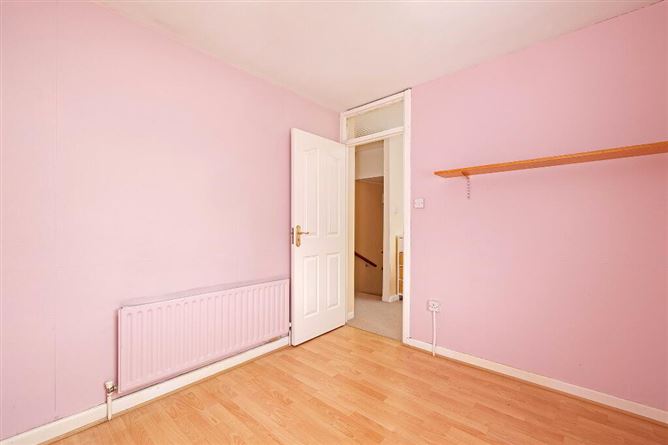 64 Sarsfield Park, Lucan, Co. Dublin, Dublin