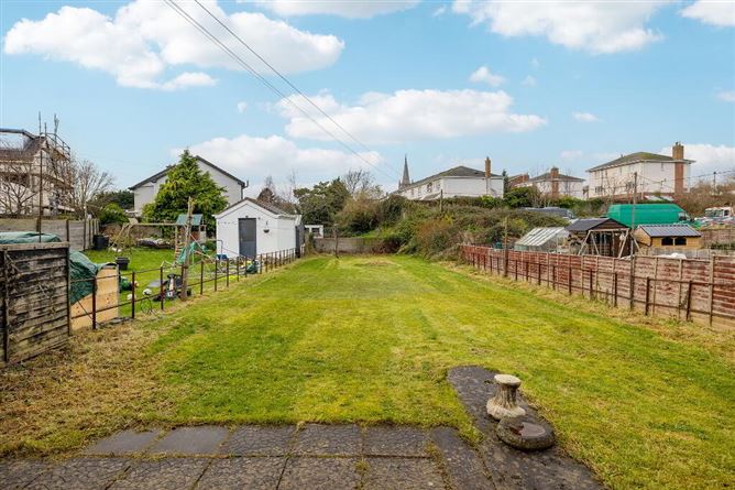 64 Sarsfield Park, Lucan, Co. Dublin, Dublin