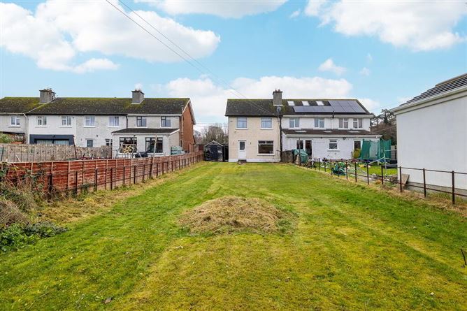 64 Sarsfield Park, Lucan, Co. Dublin, Dublin