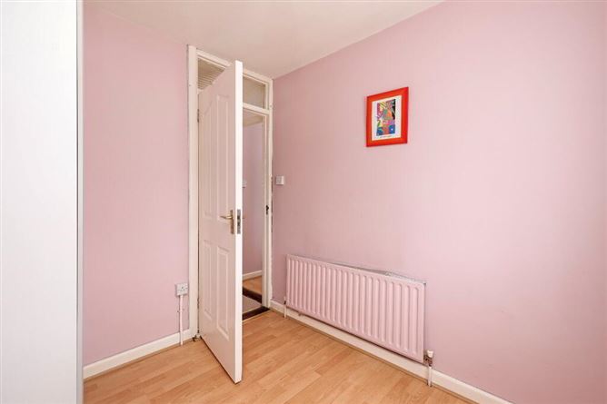 64 Sarsfield Park, Lucan, Co. Dublin, Dublin