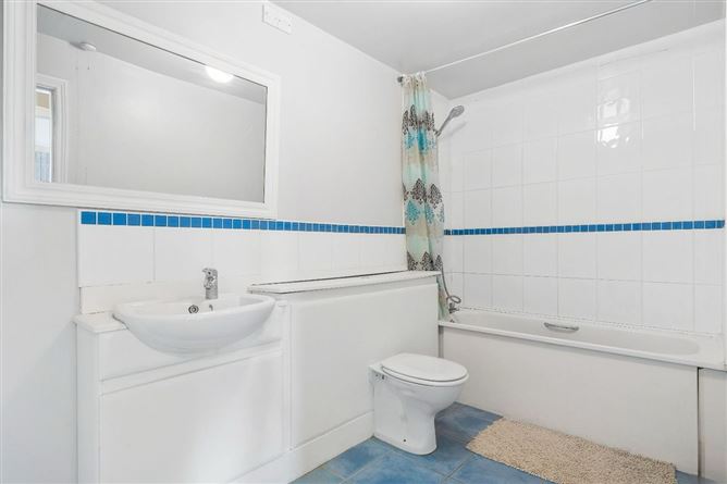 29 Glenveagh Apartments, Letterkenny, Co. Donegal