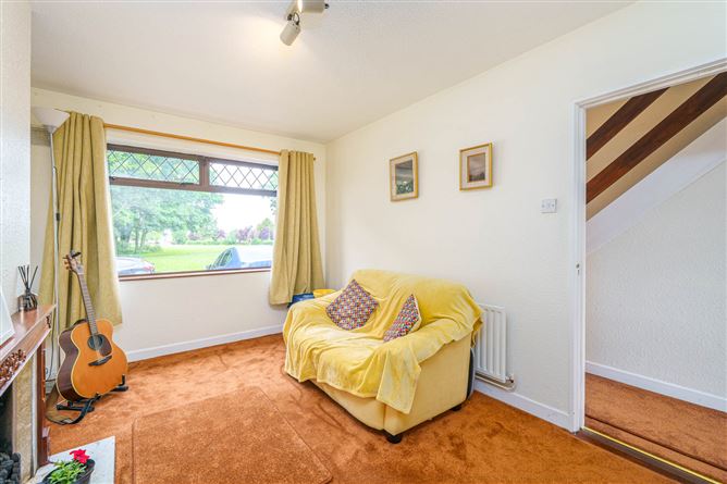 4 Woodford Avenue , Clondalkin,   Dublin 22