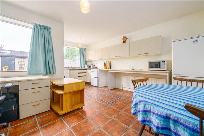 4 Woodford Avenue , Clondalkin,   Dublin 22