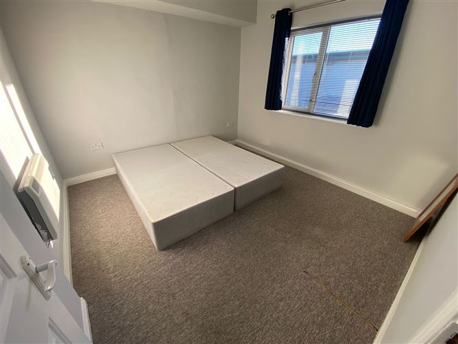 Walkinstown Green, Walkinstown, Dublin 12