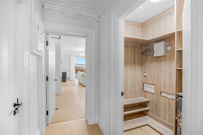 6 Low Rock Apartments , Malahide, County Dublin