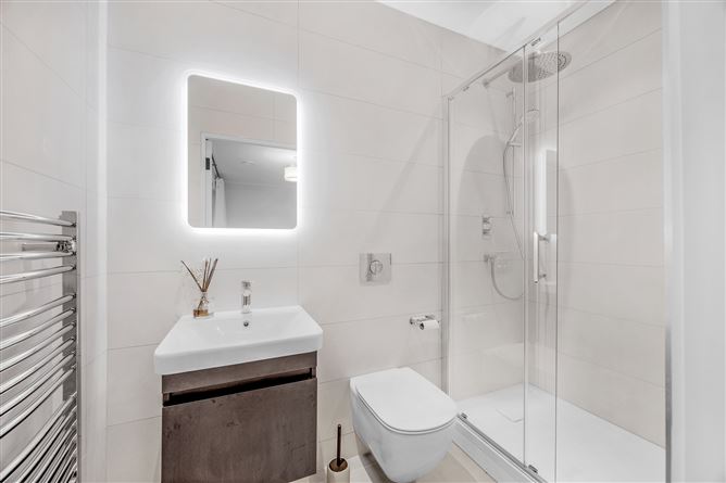 6 Low Rock Apartments , Malahide, County Dublin