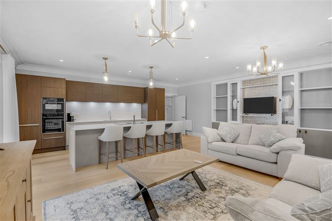 6 Low Rock Apartments , Malahide, County Dublin