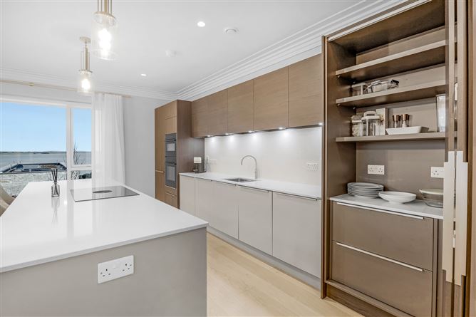 6 Low Rock Apartments , Malahide, County Dublin