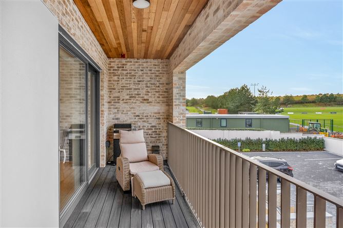 6 Low Rock Apartments , Malahide, County Dublin