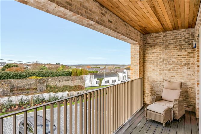 6 Low Rock Apartments , Malahide, County Dublin