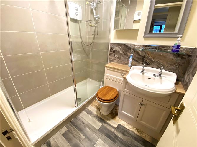 The Weavers, Dublin 8