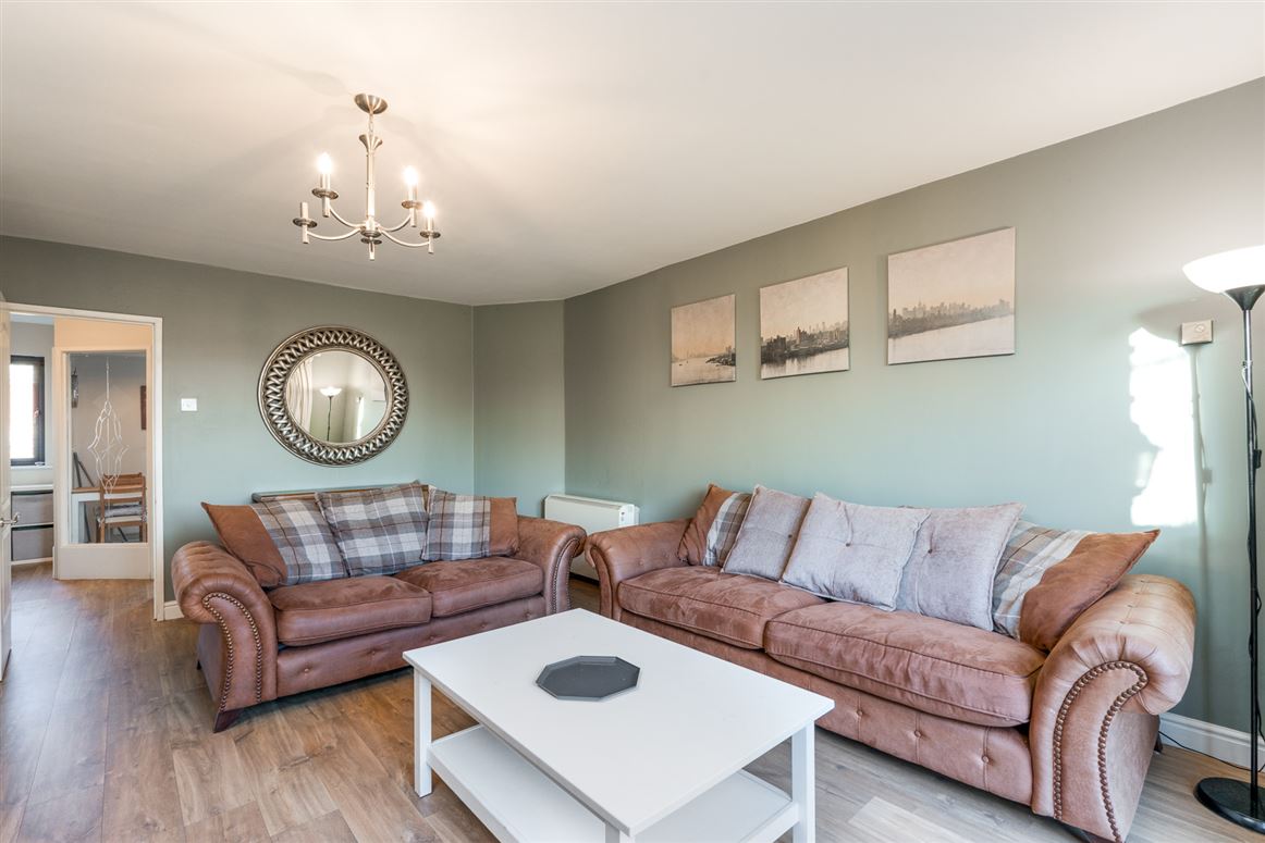 White Oaks, Clonskeagh, Dublin 14