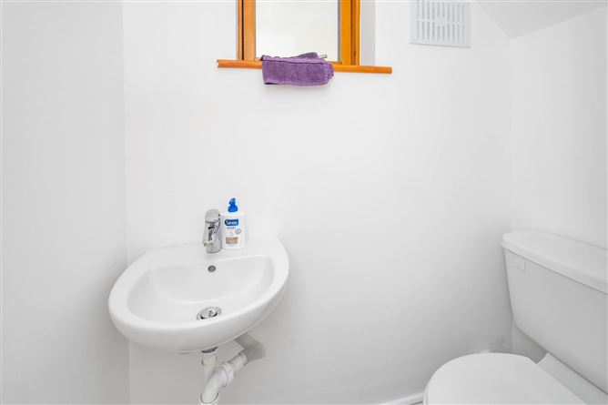 Photo 8 of 23 — 14 Luttrellstown Grove, Castleknock, Dublin 15