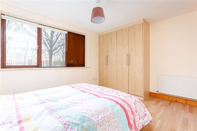 2 Adamstown Avenue, Adamstown Castle, Lucan, Dublin