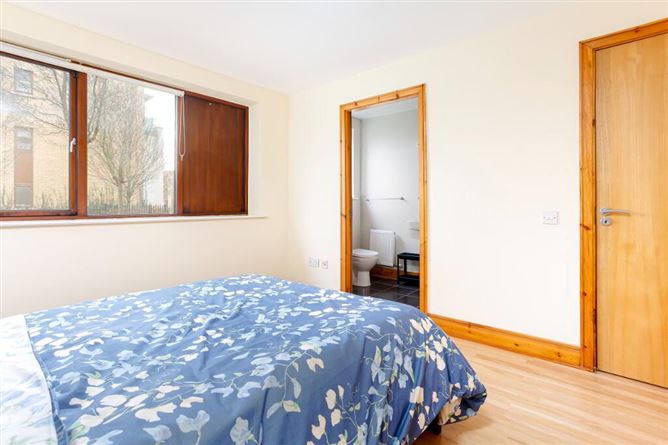 2 Adamstown Avenue, Adamstown Castle, Lucan, Dublin