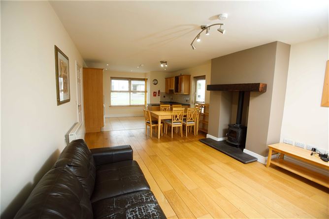 11 Crystal Fountain, Ballyseedy, Tralee, Co. Kerry