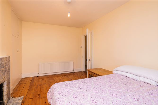 24 Iveleary Road, Whitehall, Dublin 9