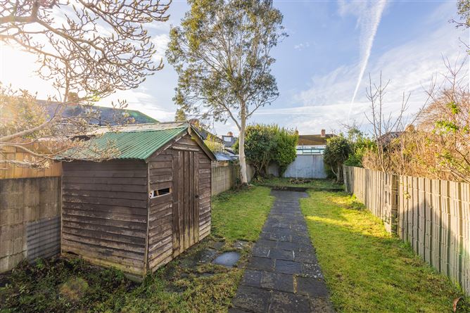 24 Iveleary Road, Whitehall, Dublin 9