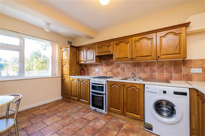 24 Iveleary Road, Whitehall, Dublin 9