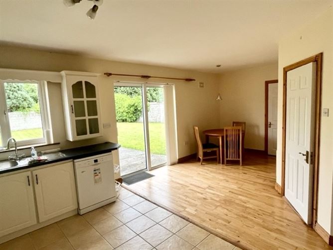 7 Lioscarrig Drive, Caherslee, Tralee, Kerry