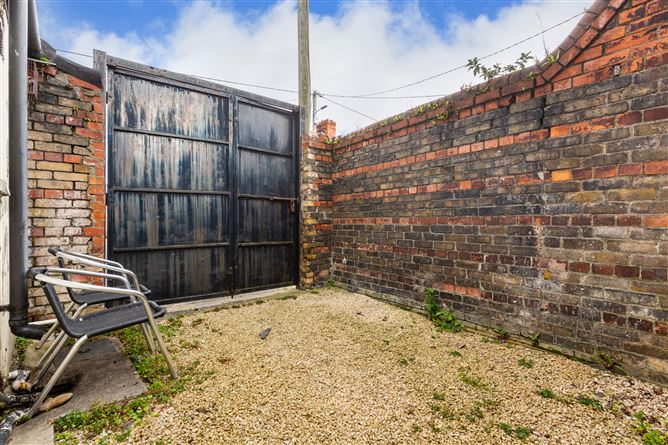 23 Ebenezer Terrace, South Circular Road, Dublin 8