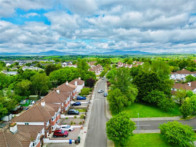 Photo 25 of 27 — 36 Madeira Grove, Enniscorthy, Wexford