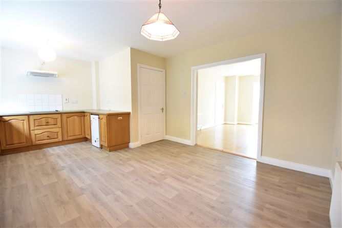 Photo 10 of 27 — 36 Madeira Grove, Enniscorthy, Wexford