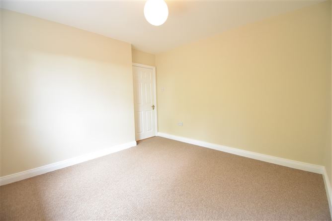 Photo 18 of 27 — 36 Madeira Grove, Enniscorthy, Wexford