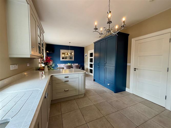 Photo 11 of 38 — 1 Harbour Grove, Dundalk, Louth