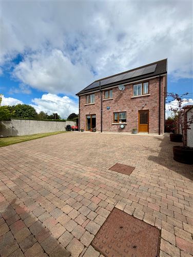 Photo 33 of 38 — 1 Harbour Grove, Dundalk, Louth