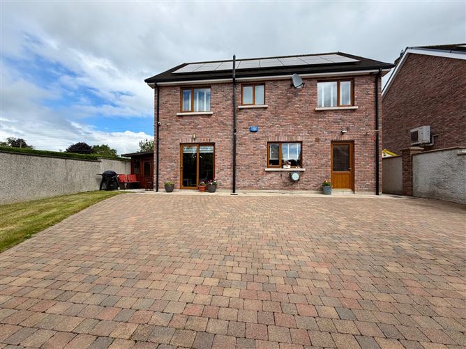 Photo 32 of 38 — 1 Harbour Grove, Dundalk, Louth