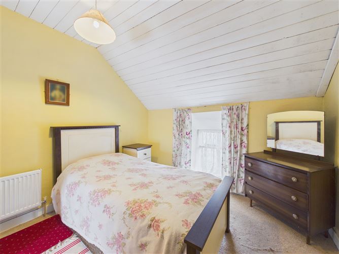 Photo 14 of 19 — Oakfield, Strokestown, Co. Roscommon
