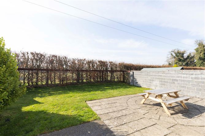 2 Knightsfield Crescent, Dunsany, Co. Meath