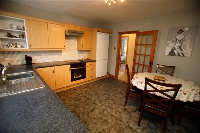 Kevin Barrys, 44 Laurel Court, Oakpark, Tralee, Co. Kerry
