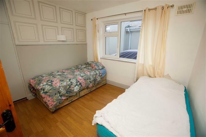 Kevin Barrys, 44 Laurel Court, Oakpark, Tralee, Co. Kerry