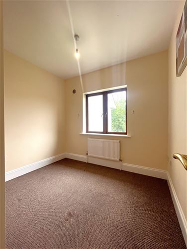36 waters edge, oldtown demesne, Naas, Co. Kildare