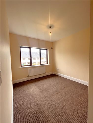36 waters edge, oldtown demesne, Naas, Co. Kildare