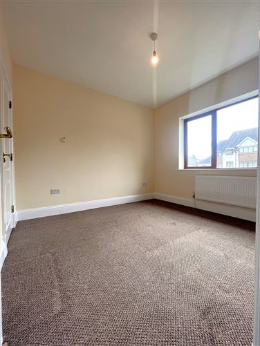 36 waters edge, oldtown demesne, Naas, Co. Kildare
