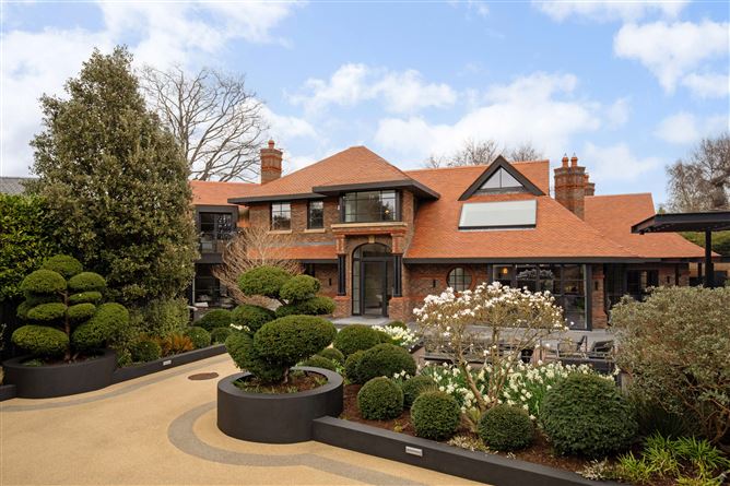 https://photos-a.propertyimages.ie/media/7/6/6/4912667/52158d03-d1d4-4c11-a53d-8e372bf8a320_l.jpg