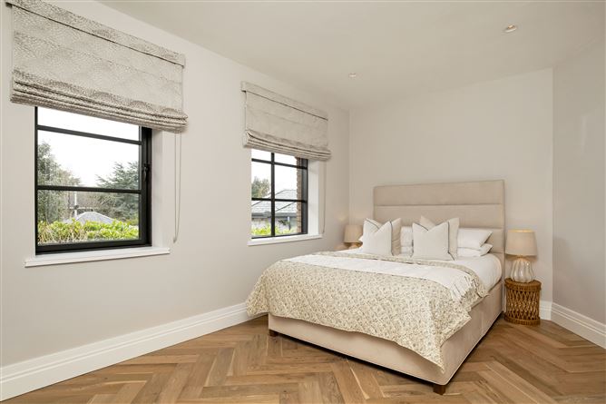 https://photos-a.propertyimages.ie/media/7/6/6/4912667/52158d03-d1d4-4c11-a53d-8e372bf8a320_l.jpg