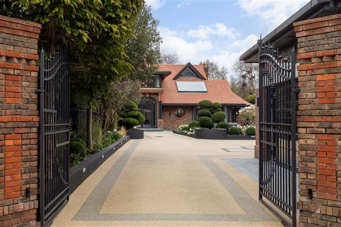 https://photos-a.propertyimages.ie/media/7/6/6/4912667/52158d03-d1d4-4c11-a53d-8e372bf8a320_l.jpg