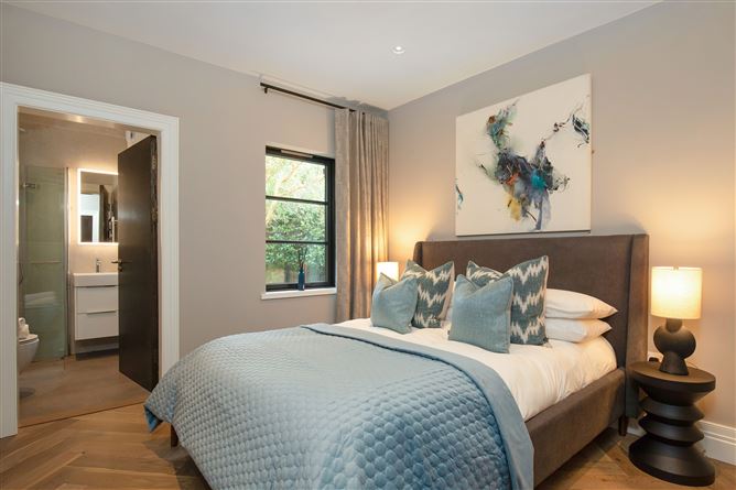 https://photos-a.propertyimages.ie/media/7/6/6/4912667/52158d03-d1d4-4c11-a53d-8e372bf8a320_l.jpg