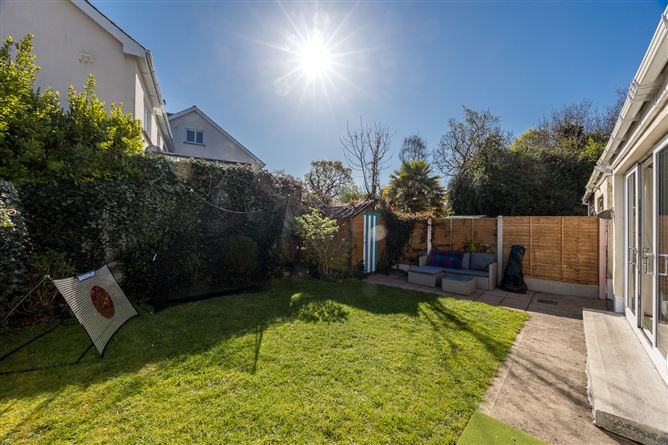 https://photos-a.propertyimages.ie/media/7/6/6/4919667/06c40aa6-a0f9-4679-af41-f9f4de464dba_l.jpg