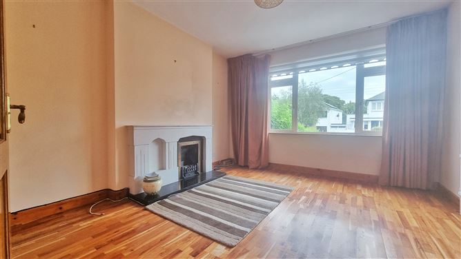 https://photos-a.propertyimages.ie/media/7/6/6/4957667/f5738f4a-1438-44ad-aa0f-d676875bbf04_l.jpeg
