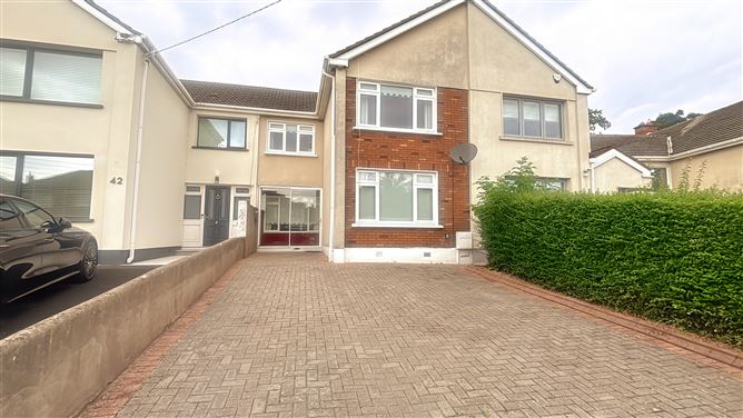 https://photos-a.propertyimages.ie/media/7/6/6/4957667/f5738f4a-1438-44ad-aa0f-d676875bbf04_l.jpeg