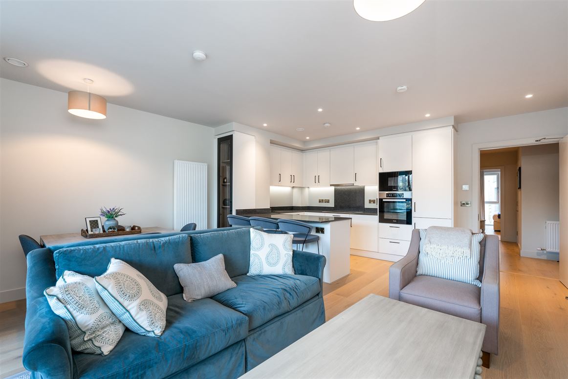 Apt, The Gardens, Elmpark Green, Merrion, Dublin 4