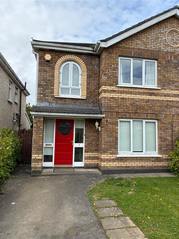 7 Charnwood Meadows, Clonsilla, Dublin 15, D15H5F2