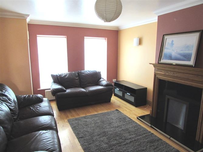 Photo 2 of 8 — Aspen Avenue, Clonsilla, Dublin 15